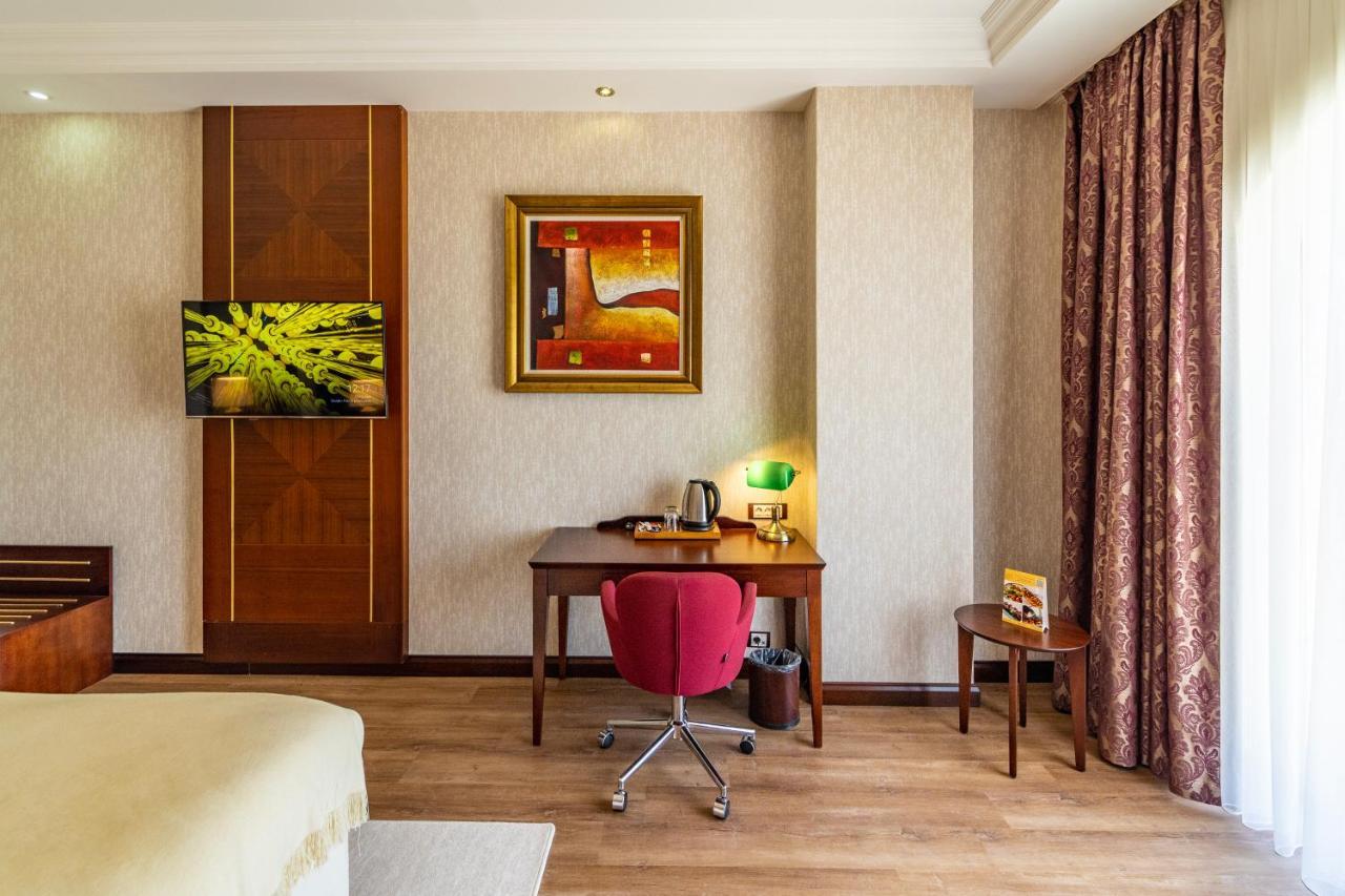 Wellborn Luxury Hotel コジャエリ エクステリア 写真